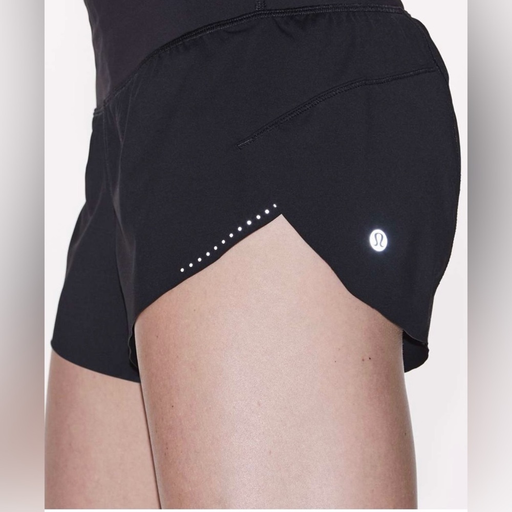 Lululemon Chase Me Shorts
